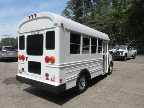 Used 2006 Chevrolet Express 3500 w/ School Bus Package RWD image 5