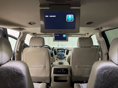 Used 2019 GMC Yukon XL Denali w/ Denali Ultimate Package image 18