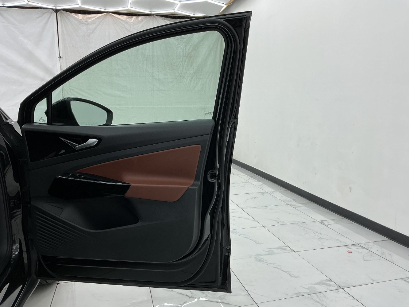 Used 2021 Volkswagen ID.4 Pro S RWD image 19