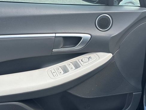 Used 2025 Hyundai Sonata SEL FWD image 19