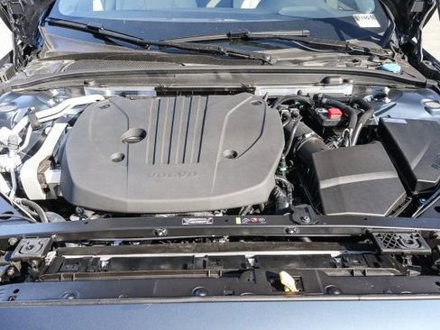 New 2026 Volvo V60 B5 Cross Country Plus w/ Climate Package image 25