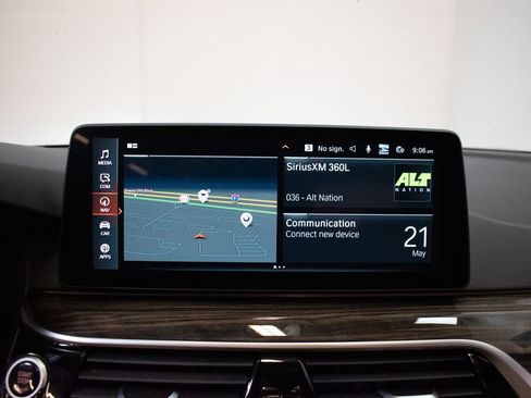 Used 2022 BMW 530i xDrive w/ Premium Package AWD/4WD image 15