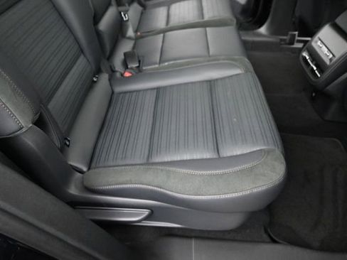 Certified 2025 Lincoln Nautilus Reserve AWD/4WD image 30
