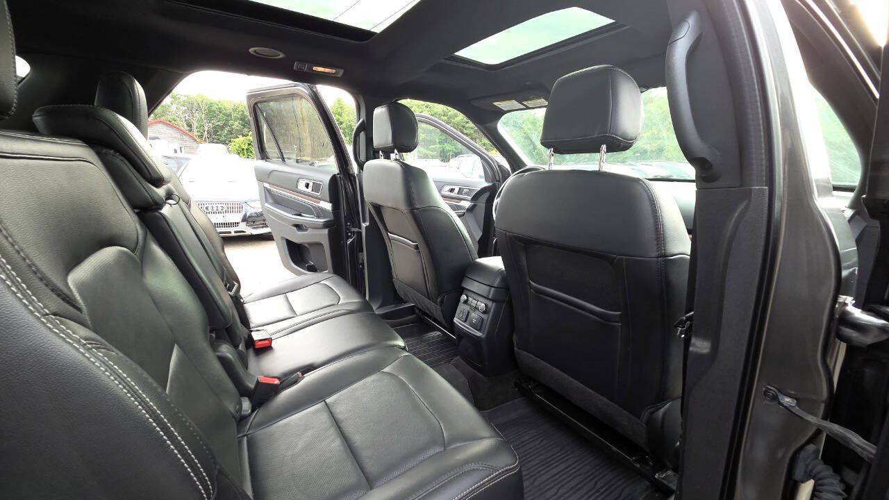 Used 2017 Ford Explorer Limited AWD/4WD image 35