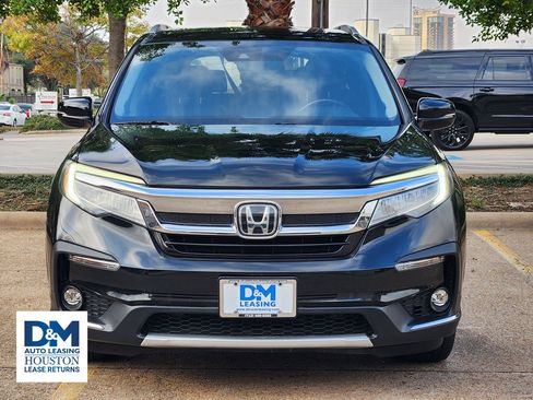 Used 2020 Honda Pilot Touring image 2