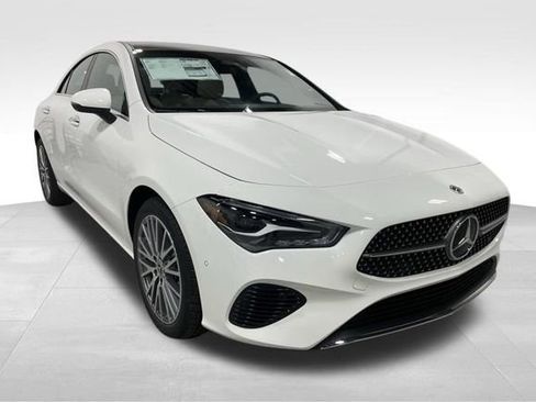 New 2025 Mercedes-Benz CLA 250 4MATIC image 4