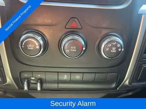 Used 2014 RAM 1500 Classic SLT image 16