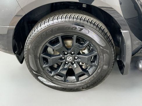 Used 2020 Nissan Frontier SV w/ Midnight Edition Floor Mats image 29