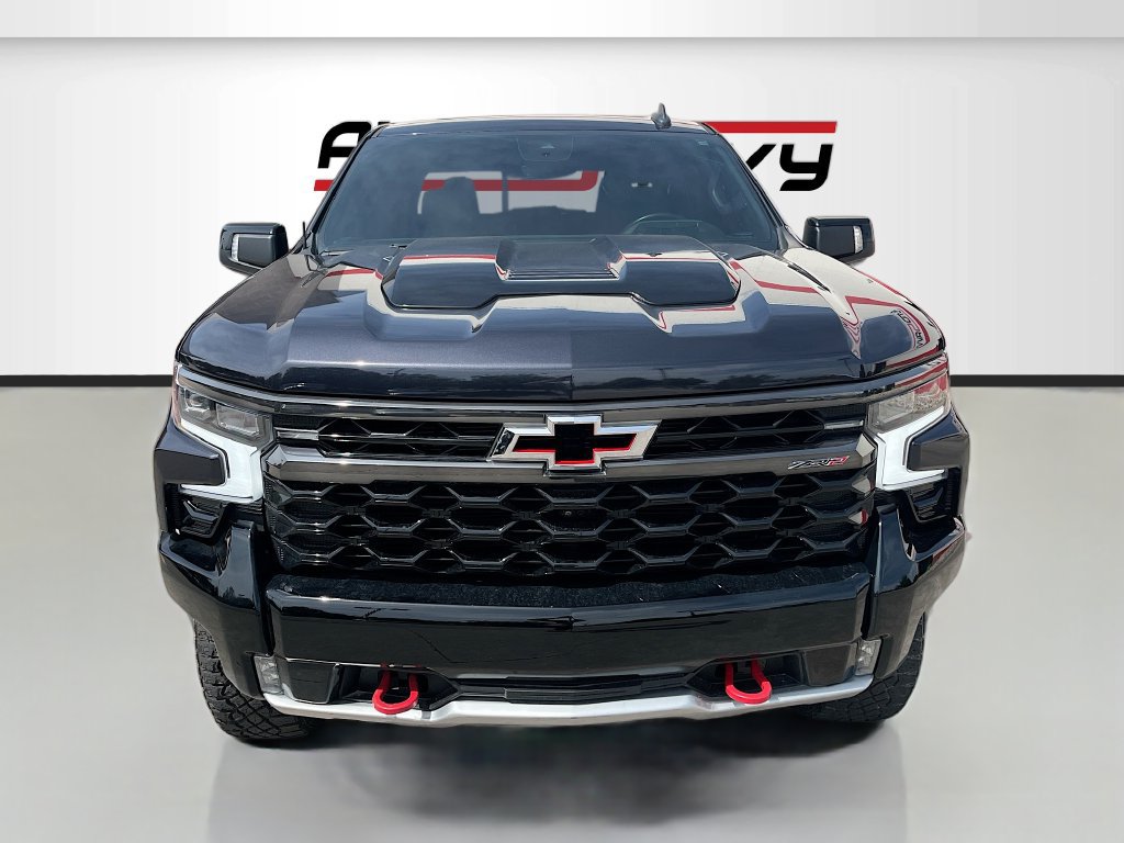 Used 2023 Chevrolet Silverado 1500 ZR2 w/ Technology Package AWD/4WD image 2