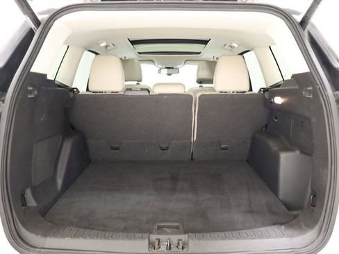 Used 2017 Ford Escape Titanium image 29