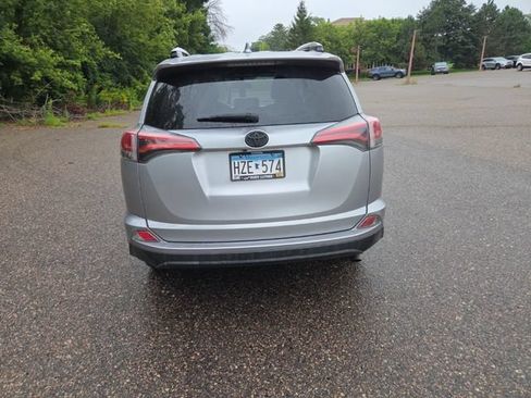 Used 2016 Toyota RAV4 LE AWD/4WD image 12