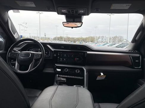 Used 2023 GMC Sierra 1500 Denali w/ Technology Package image 21