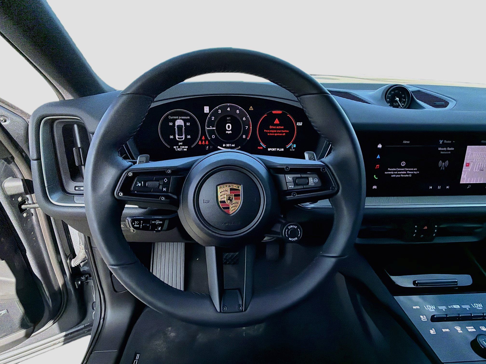 Used 2026 Porsche Cayenne Coupe AWD/4WD image 40