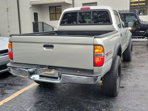 Used 2004 Toyota Tacoma PreRunner image 4