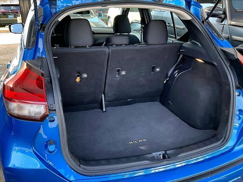 Used 2023 Nissan Kicks SR image 37