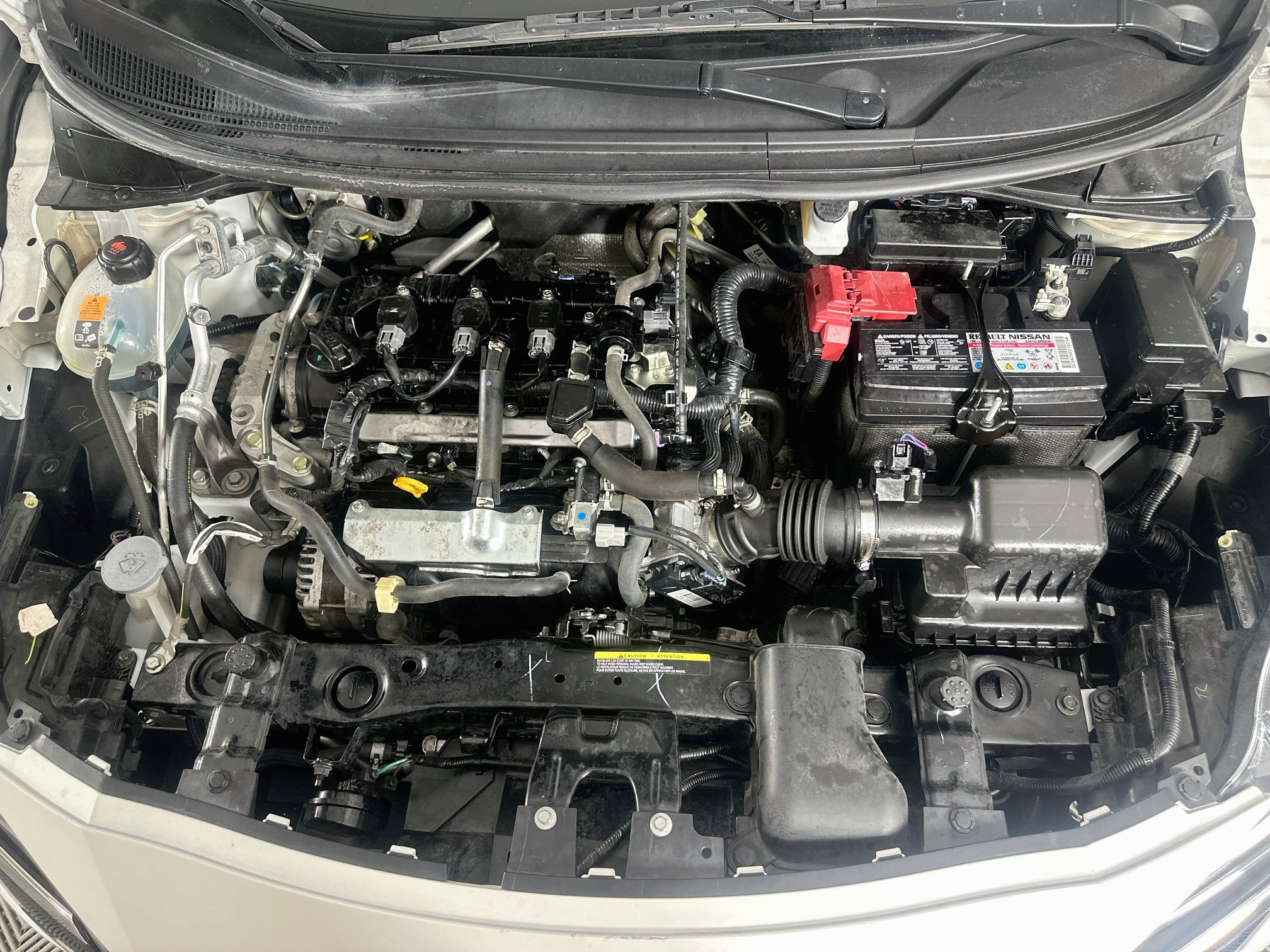 Used 2024 Nissan Versa SV FWD image 30