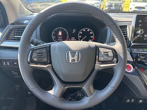 New 2026 Honda Odyssey Touring image 16