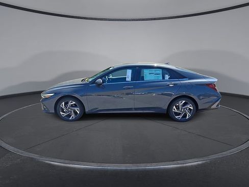 New 2026 Hyundai Elantra Limited FWD image 6