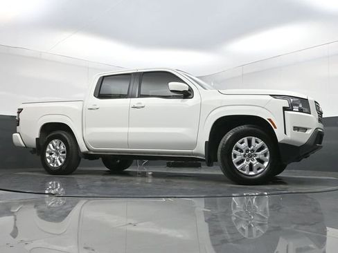 Used 2024 Nissan Frontier SV w/ SV Convenience Package AWD/4WD image 33