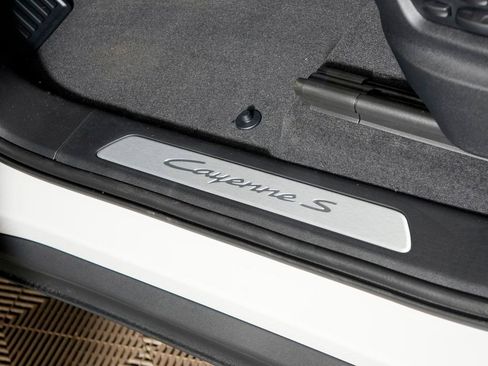 New 2026 Porsche Cayenne S AWD/4WD image 18