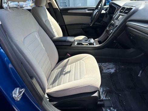 Used 2018 Ford Fusion S FWD image 12