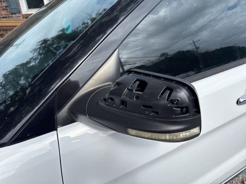 Used 2013 Ford Explorer XLT w/ Class III Trailer Tow Pkg image 6