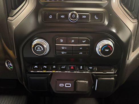 Used 2024 GMC Sierra 1500 Pro w/ Pro Value Package image 22