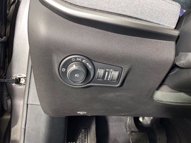 Used 2023 Jeep Compass Latitude AWD/4WD image 25