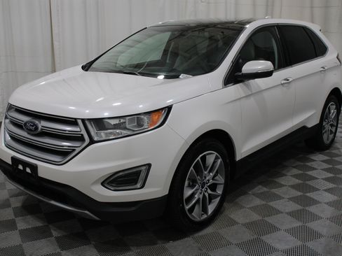 Used 2016 Ford Edge Titanium w/ Equipment Group 301A AWD/4WD image 36