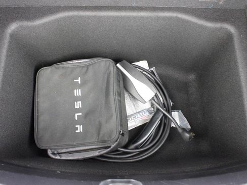 Used 2021 Tesla Model 3 Performance image 63