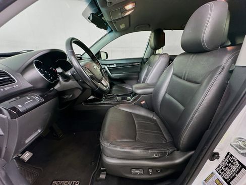 Used 2015 Kia Sorento EX AWD/4WD image 13
