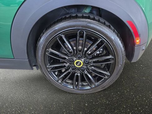 Used 2024 MINI Cooper SE image 31