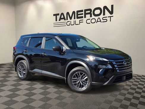 Used 2024 Nissan Rogue S FWD image 1