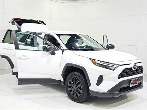 Used 2025 Toyota RAV4 LE FWD image 29