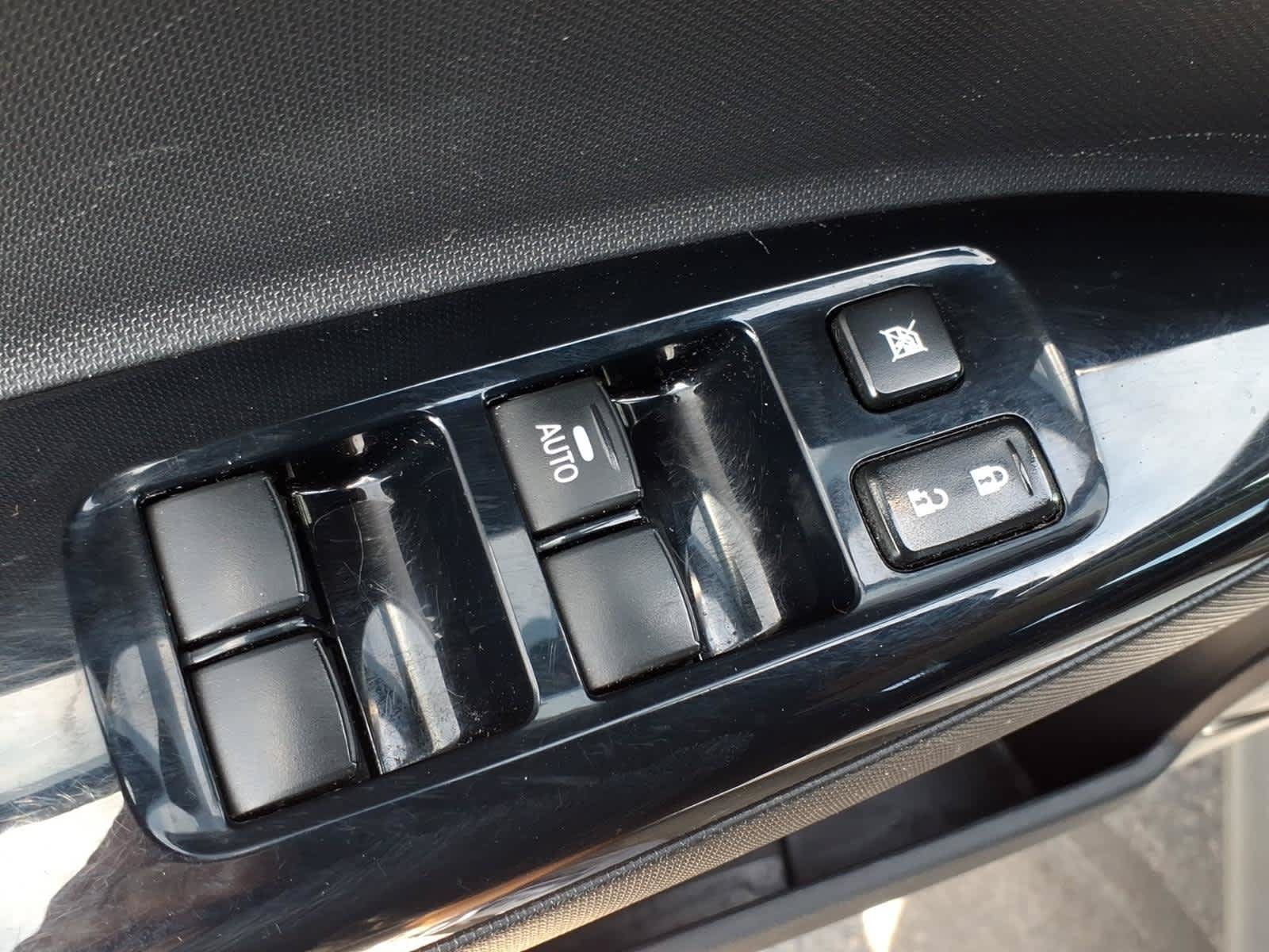 Used 2017 Mitsubishi Mirage SE FWD image 25