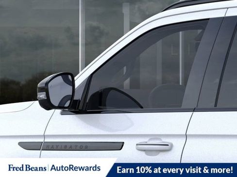 New 2025 Lincoln Navigator L Reserve w/ Jet Appearance Package AWD/4WD image 22