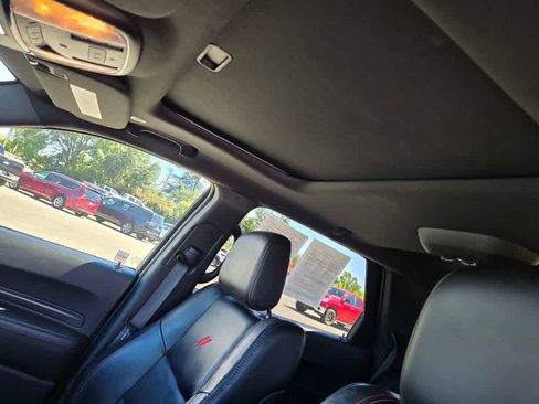 Used 2023 Dodge Durango GT RWD image 13