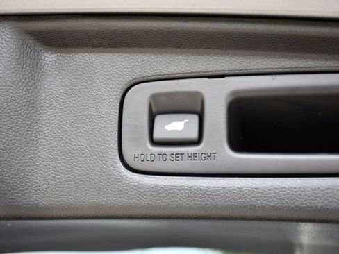 Used 2024 Honda CR-V Sport Touring image 32