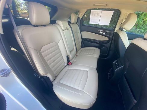Certified 2022 Ford Edge SEL w/ Convenience Package image 33