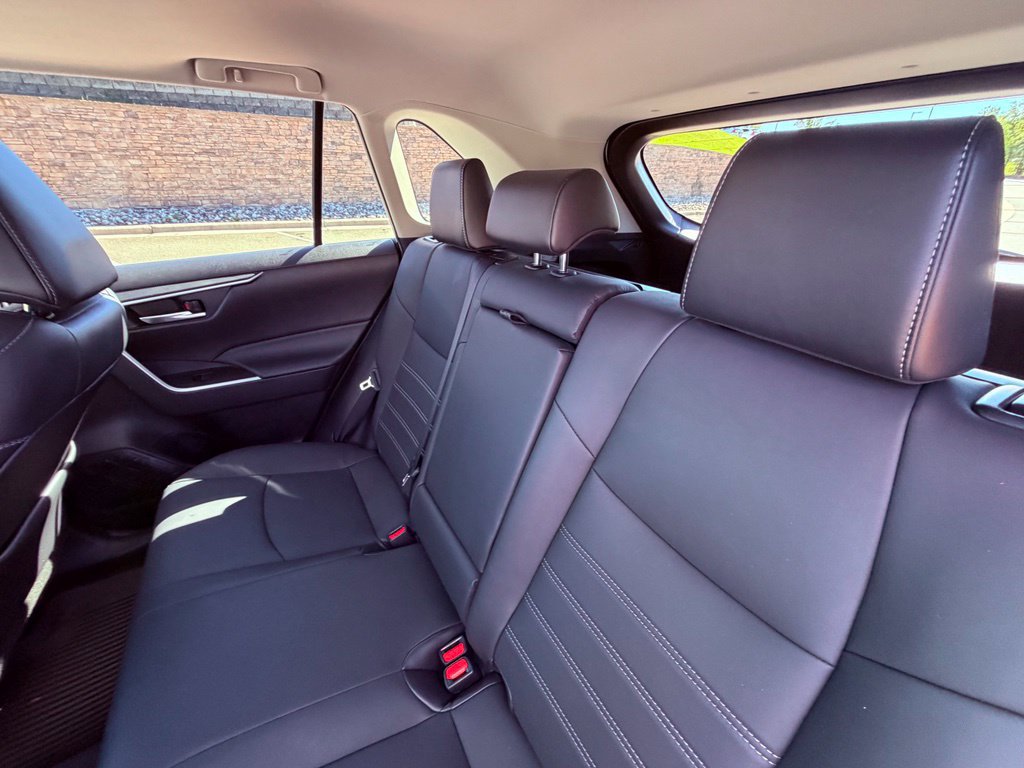 Used 2021 Toyota RAV4 XLE Premium FWD image 11