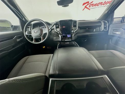 Used 2022 RAM 3500 Big Horn w/ Level A Equipment Group image 10