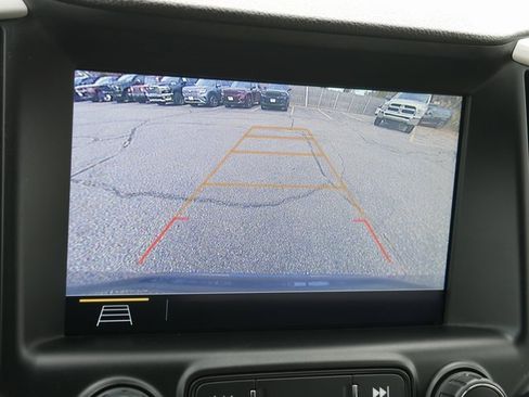 Used 2020 GMC Terrain SLT w/ Preferred Package image 18