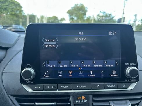 Used 2025 Nissan Altima 2.5 S FWD image 25