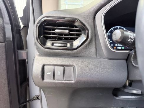 Used 2025 Honda Pilot Touring image 43