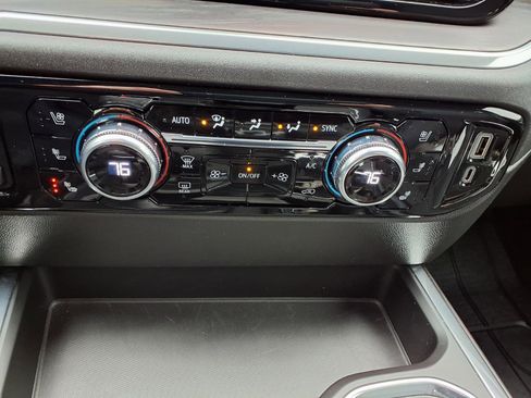 Used 2022 GMC Sierra 1500 SLT w/ SLT Premium Package image 8