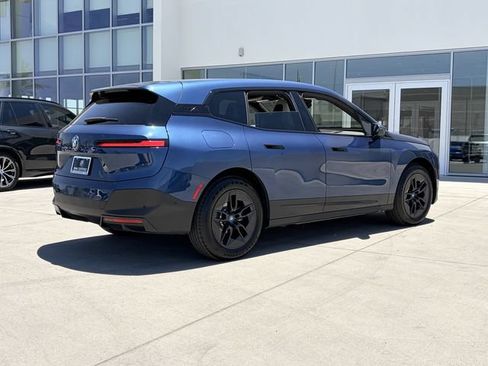 Certified 2024 BMW iX xDrive50 w/ Premium Package AWD/4WD image 7