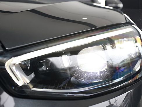 Used 2022 Mercedes-Benz S 500 4MATIC w/ AMG Line Package image 39