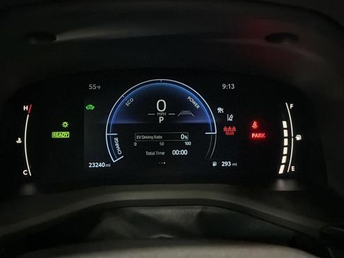 Used 2025 Toyota Camry LE FWD image 21
