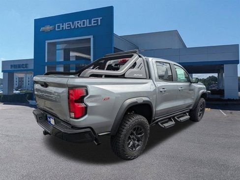 New 2025 Chevrolet Colorado ZR2 w/ Midnight Edition AWD/4WD image 4