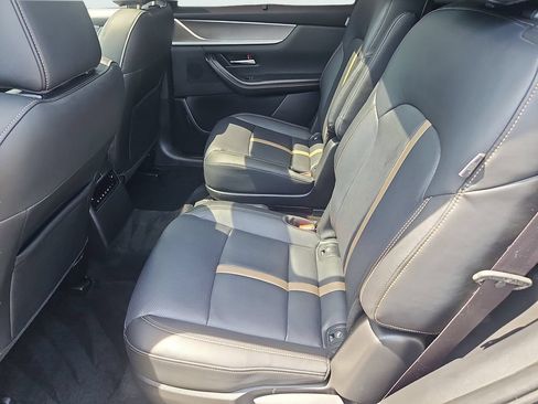 Used 2024 MAZDA CX-90 Plug-In Hybrid w/ Premium Plus AWD/4WD image 36